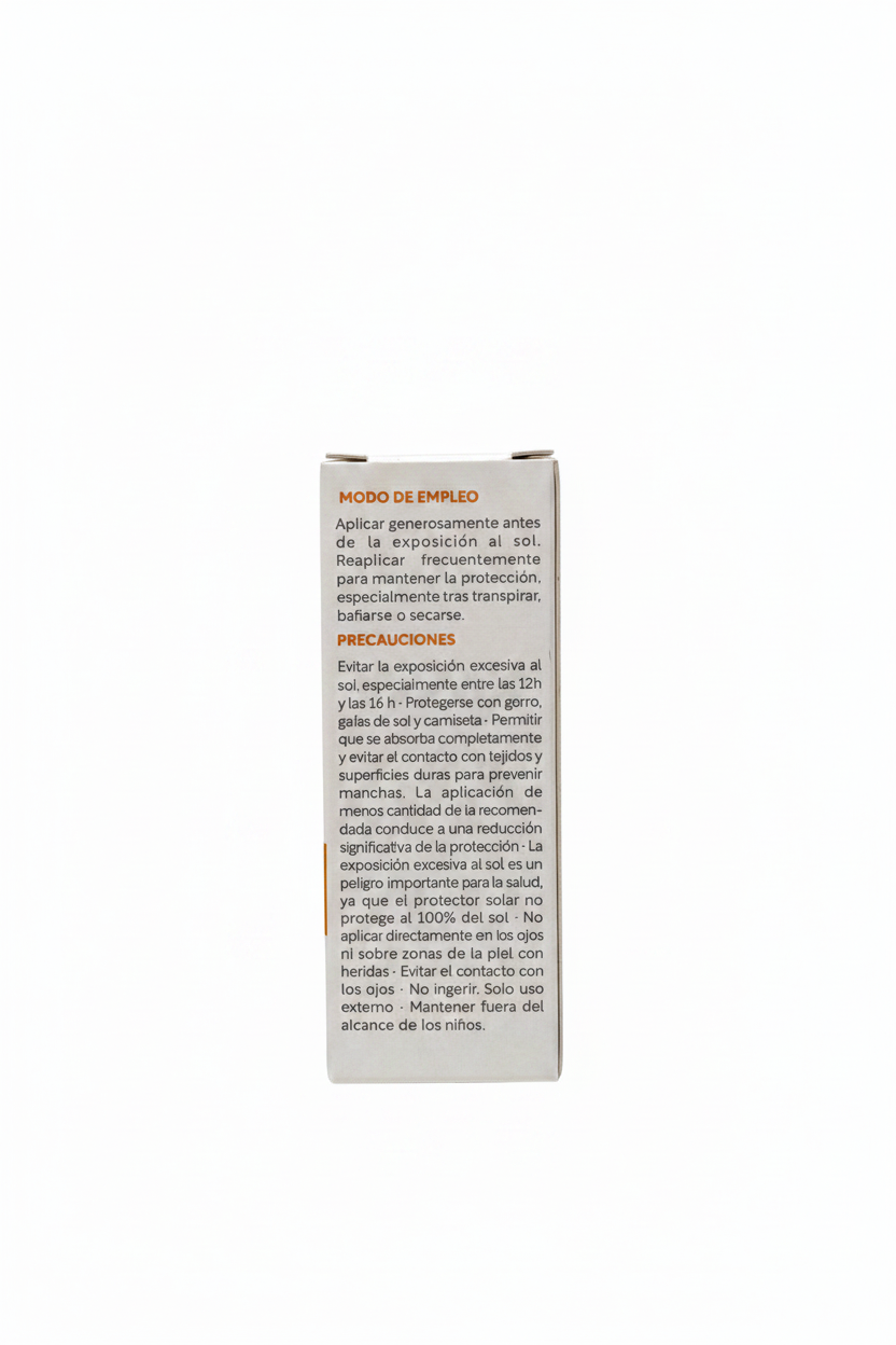 Stick Solar Facial SPF50 con fondo blanco