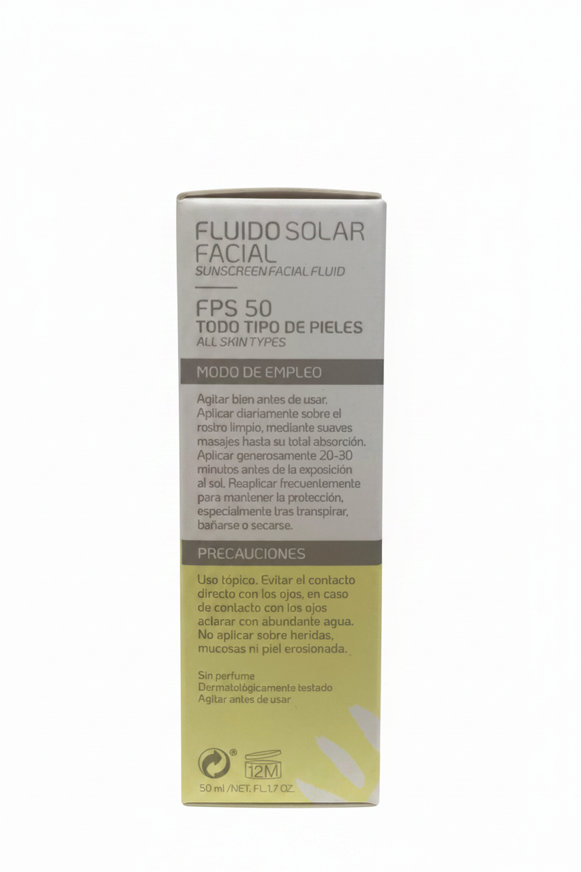 Fluido Facial Solar FPS 50 con fondo blanco