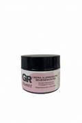 Crema facial iluminadora regeneradora - GR ORGANICS con fondo blanco