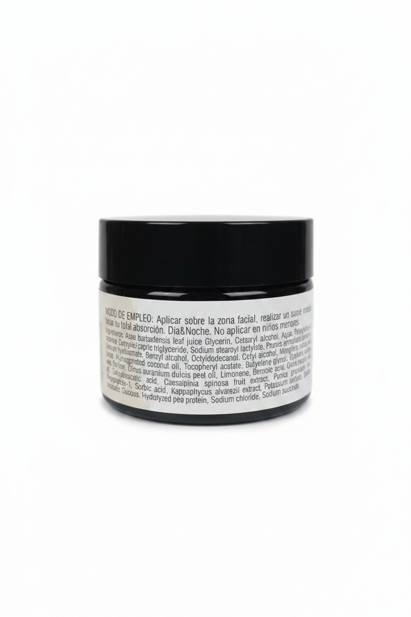 Crema facial hidratante Antiedad - GR ORGANICS con fondo blanco